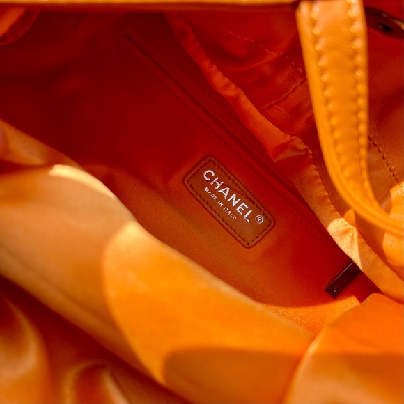 NEW! CHANEL Lambskin Quilted Jumbo Grocery Drawstring Shopping Bag Orange - Picture 8 of 8